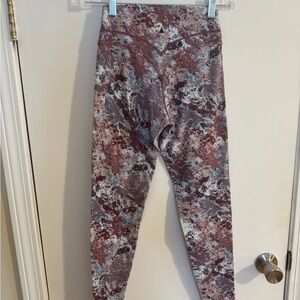 Women's Abstract Patterned Leggings
